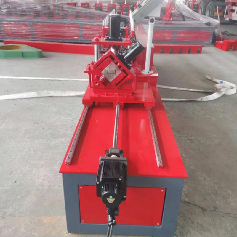 Proses operasi peralatan baja sing entheng