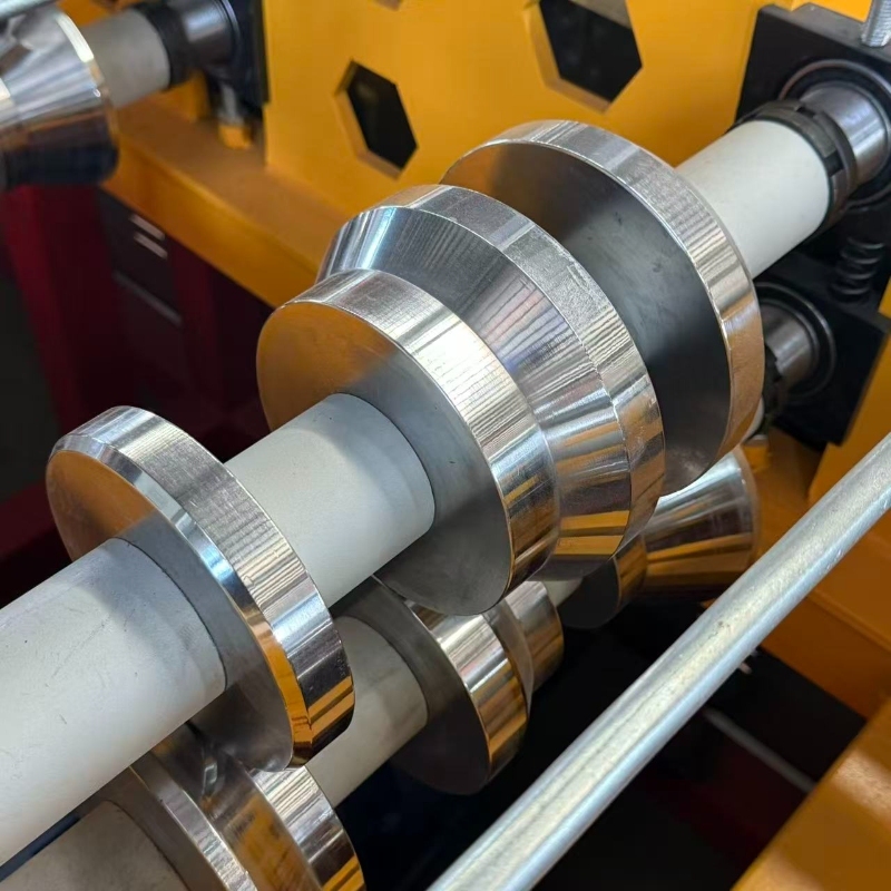 Solusi Roll Forming Line Inovatif kanggo Keunggulan Pabrikan Modern
